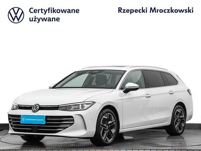 Używany 2024 VW Passat | 184 900 zł - Obraz 1/4