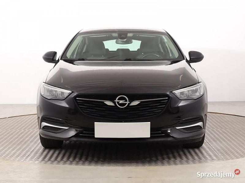 Czarny Używany 2017 Opel Insignia Hatchback | 51 999 zł (Dobra cena) - Obraz 1/4