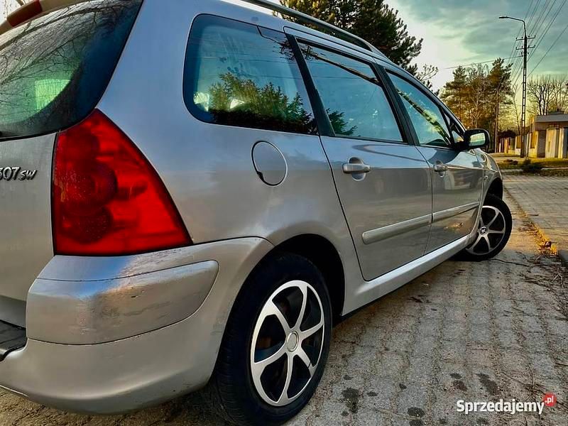 Używany Peugeot 307 2006 Srebrny Kombi
