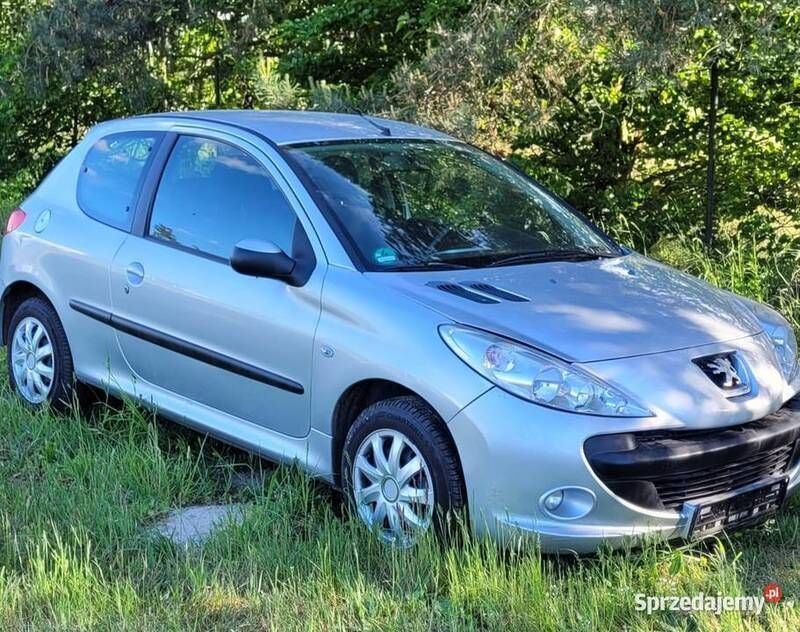 Srebrny Używany 2011 Peugeot 206+ Hatchback | 7800 zł - Obraz 1/4