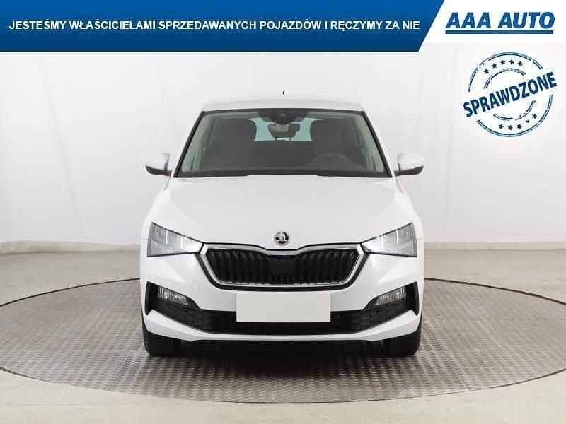 Używany Skoda Scala 2023 Biały Hatchback