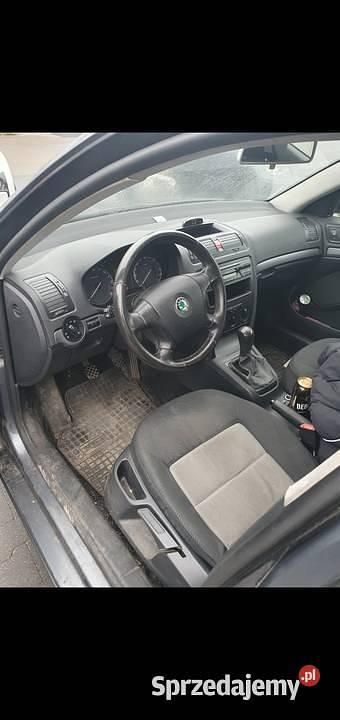 Grafitowy Używany 2007 Skoda Octavia Kombi | 6000 zł (Super Cena) - Obraz 1/3