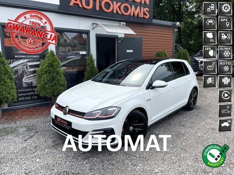 Biały (metalik, perła) Używany 2020 VW Golf VIII GTI Hatchback | 78 900 zł - Obraz 1/4