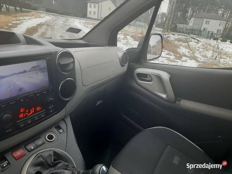 Używany Citroën Berlingo 2015 Beżowy Minivan