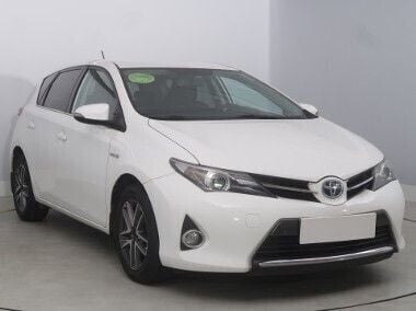 Biały Używany 2014 Toyota Auris Hatchback | 44 999 zł (Uczciwa cena) - Obraz 1/4