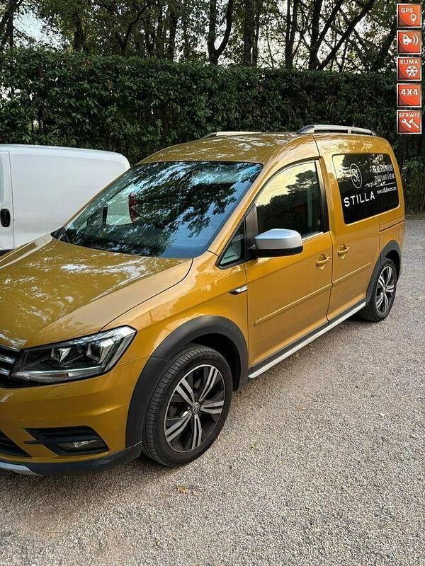 Żółty (metalik) Używany 2018 VW Caddy Minivan | 69 900 zł (Drogi) - Obraz 1/4