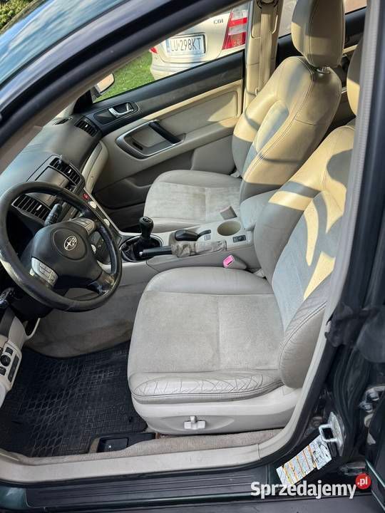 Zielony Używany 2007 Subaru Outback SUV | 13 500 zł - Obraz 1/4