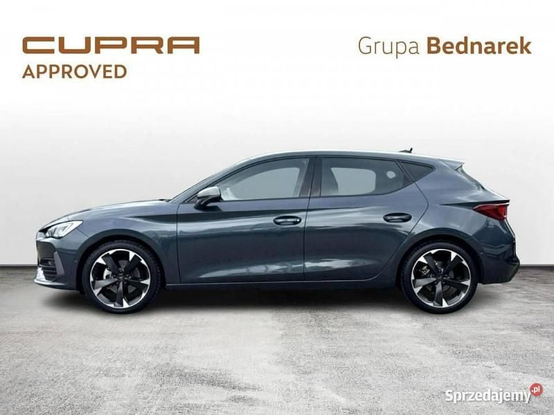 Szary Używany 2024 Cupra Leon Hatchback | 129 900 zł - Obraz 1/4