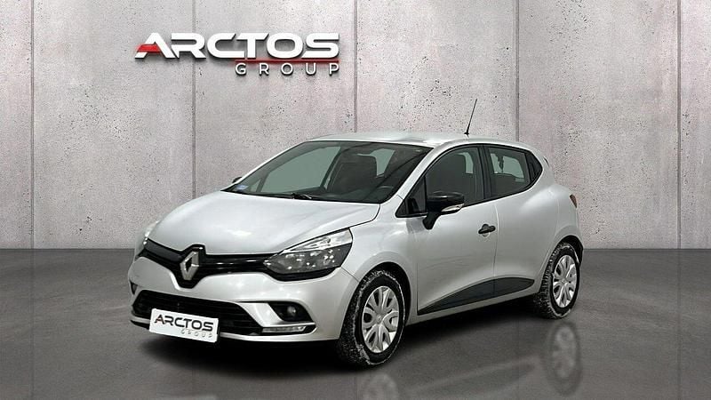 Srebrny Używany 2017 Renault Clio IV Life Hatchback | 21 900 zł (Dobra cena) - Obraz 1/4