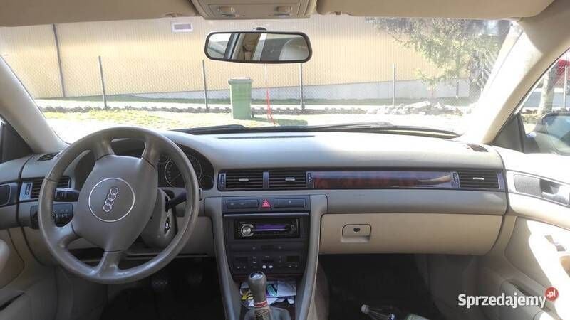 Używany Audi A6 2002 Granatowy Sedan/Limuzyna