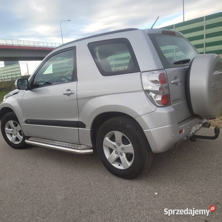 Srebrny Używany 2011 Suzuki Grand Vitara SUV | 46 000 zł (Dość drogi) - Obraz 1/4