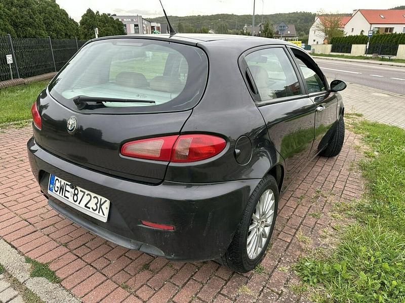 Używany Alfa Romeo 147 150 KM (110 kW) 2006 Czarny Hatchback