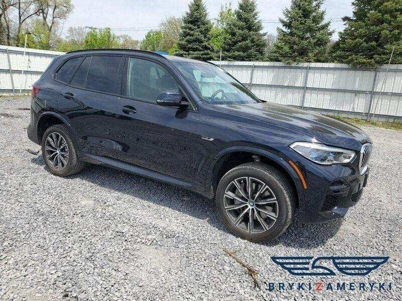 Niebieski ciemny Używany 2023 BMW X5 SUV | 139 000 zł - Obraz 1/3
