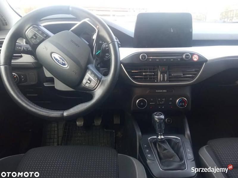 Używany Ford Focus 2019 Grafitowy Kombi