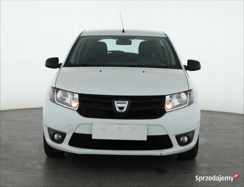 Biały Używany 2016 Dacia Sandero Hatchback | 19 999 zł (Uczciwa cena) - Obraz 1/4