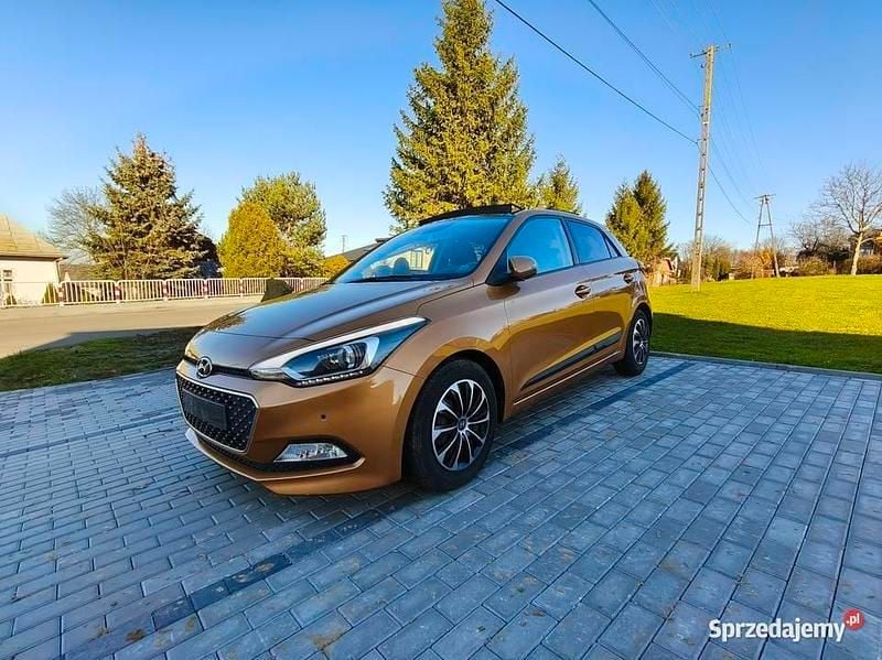 Złoty Używany 2015 Hyundai i20 Hatchback | 37 999 zł (Uczciwa cena) - Obraz 1/4