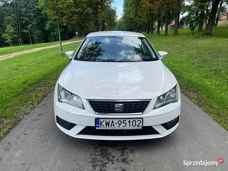 Biały Używany 2019 Seat Leon Hatchback | 49 900 zł (Dość drogi) - Obraz 1/4