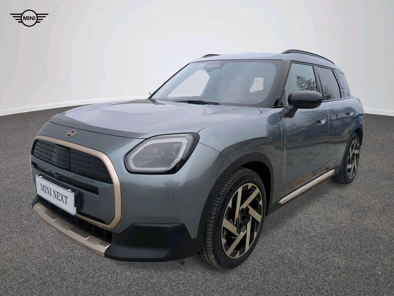 Smokey green metalizowany Używany 2024 Mini Countryman SUV | 188 900 zł - Obraz 1/4