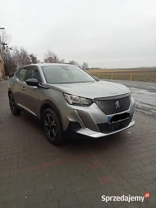 Używany Peugeot 2008 2022 Szary SUV