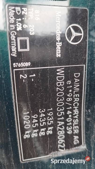 Używany Mercedes C180 2001 Zielony Sedan/Limuzyna