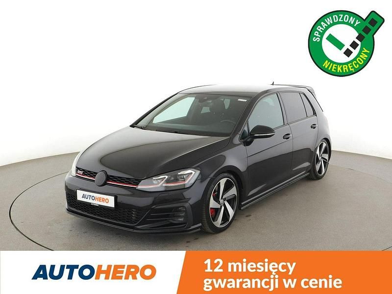 Czarny Używany 2018 VW Golf VII Hatchback | 77 300 zł - Obraz 1/3