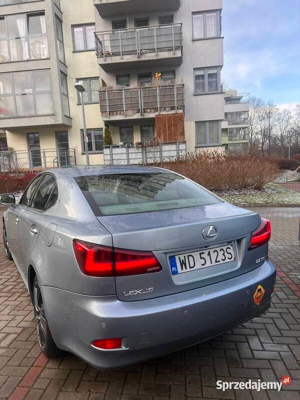 Niebieski Używany 2007 Lexus IS220d Sedan/Limuzyna | 23 750 zł - Obraz 1/4