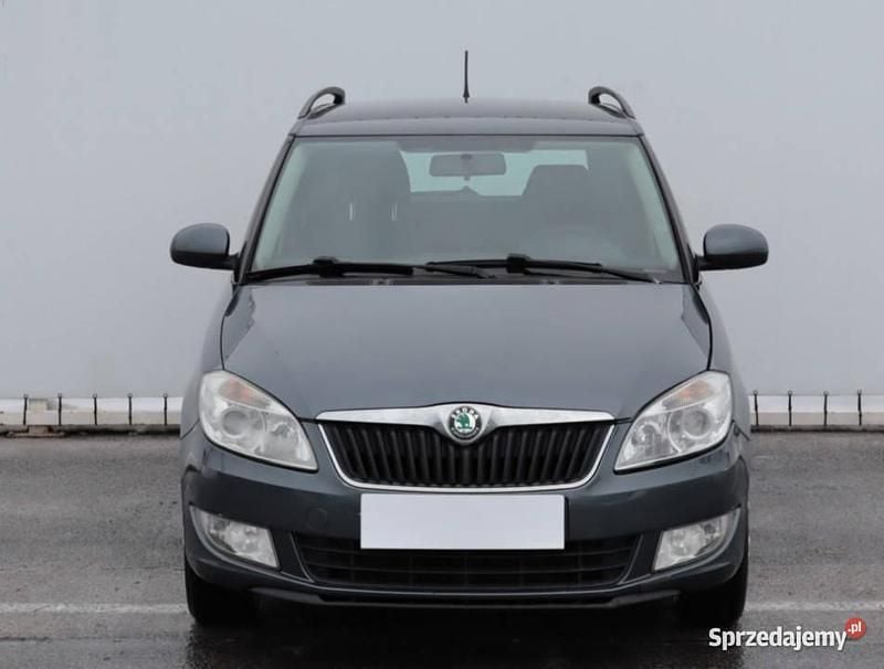 Używany Skoda Fabia 75 KM (55 kW) 2011 Szary Kombi