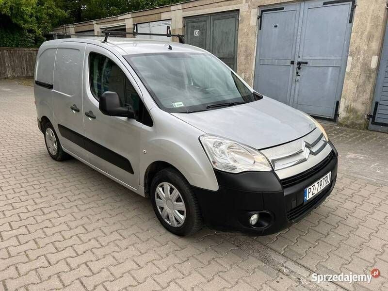 Używany 2008 Citroën Berlingo Minivan | 7000 zł (Uczciwa cena) - Obraz 1/4