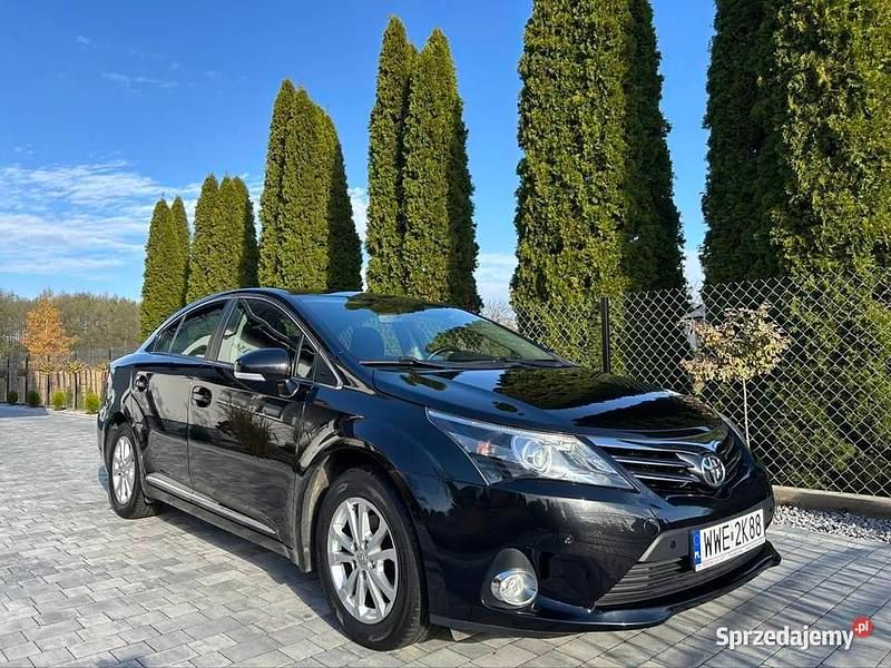 Czarny Używany 2013 Toyota Avensis Sedan/Limuzyna | 34 600 zł (Dobra cena) - Obraz 1/4