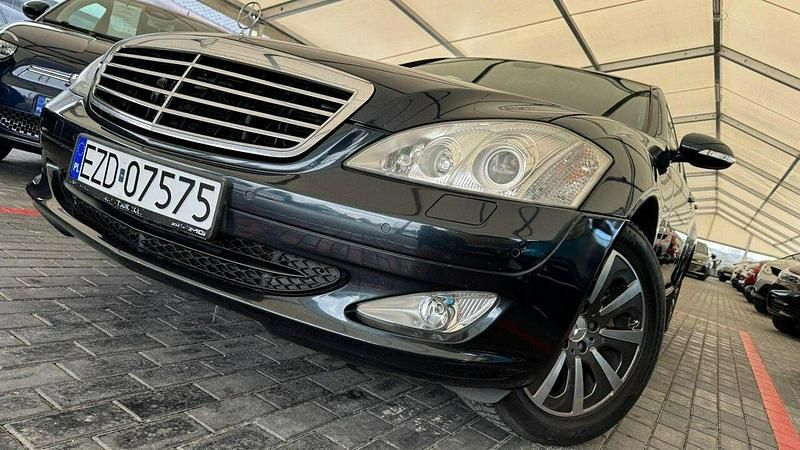 Używany Mercedes S320 235 KM (172 kW) 2006 Czarny Sedan/Limuzyna
