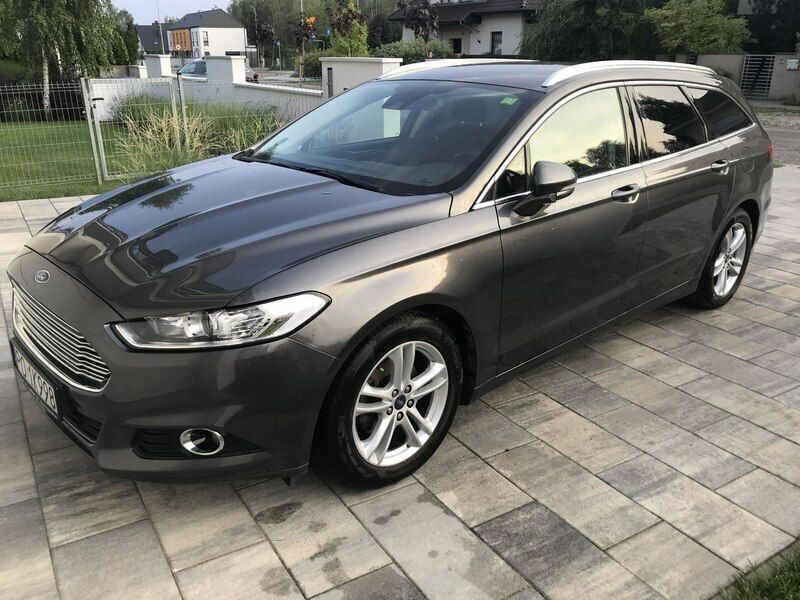 Szary (metalik) Używany 2015 Ford Mondeo Sedan/Limuzyna | 56 990 zł (Drogi) - Obraz 1/4