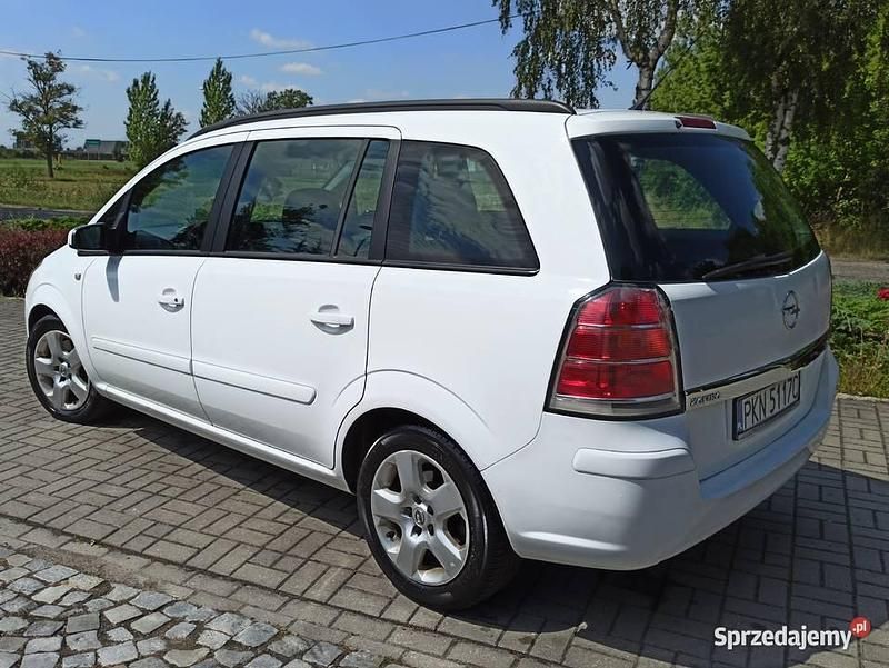 Używany Opel Zafira 2006 Minivan