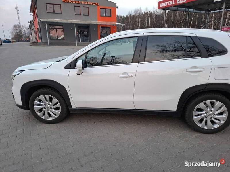 Używany 2024 Suzuki SX4 S-Cross SUV | 98 000 zł (Uczciwa cena) - Obraz 1/2