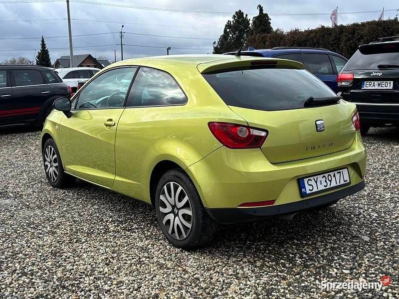 Używany Seat Ibiza 2009 Zielony Hatchback