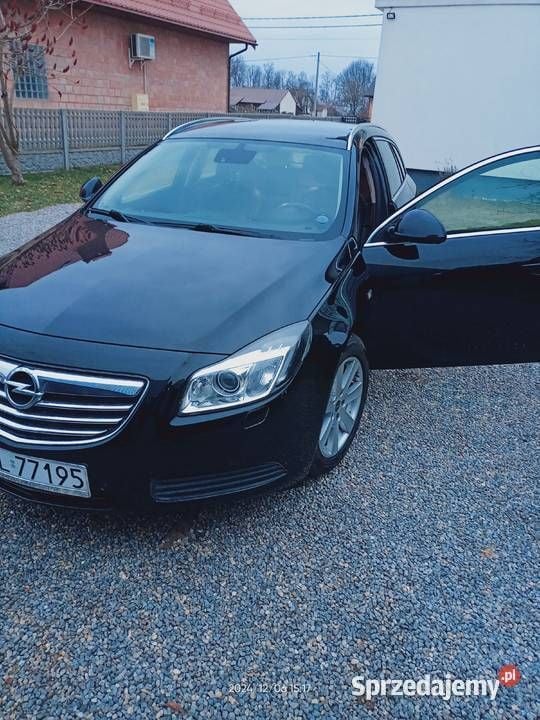 Używany Opel Insignia 2011
