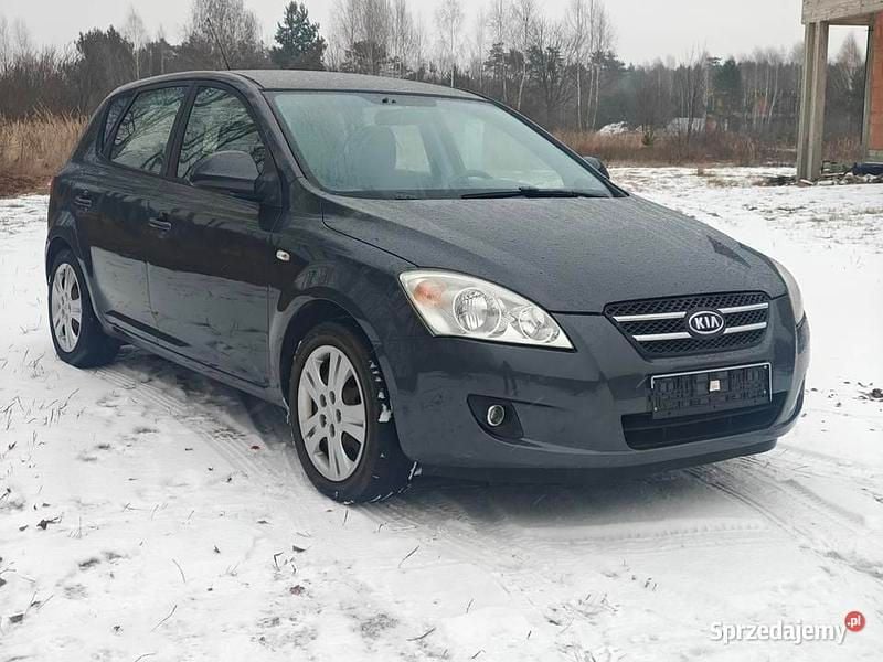 Używany Kia Ceed 109 KM (80 kW) 2008 Hatchback