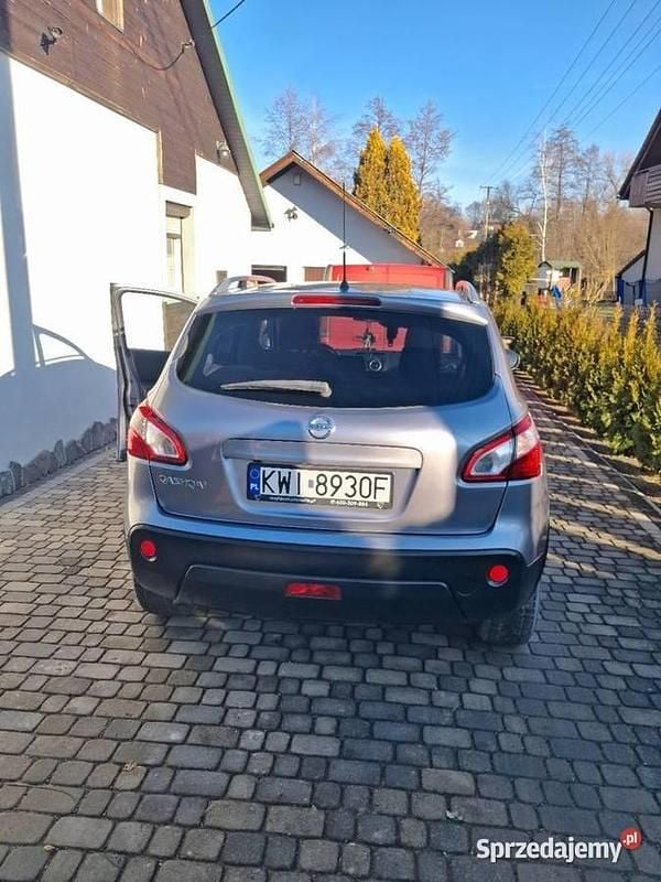 Szary Używany 2010 Nissan Qashqai SUV | 25 000 zł (Uczciwa cena) - Obraz 1/4