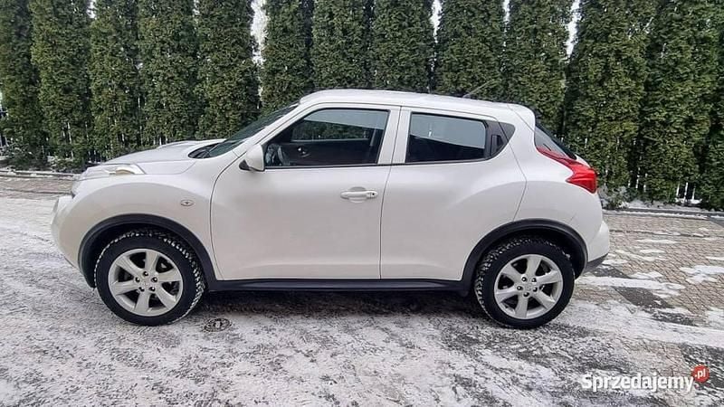 Używany Nissan Juke 117 KM (86 kW) 2011 Biały (metalik) SUV