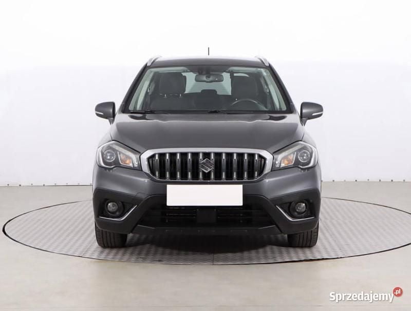 Szary Używany 2018 Suzuki SX4 S-Cross SUV | 55 999 zł (Uczciwa cena) - Obraz 1/4