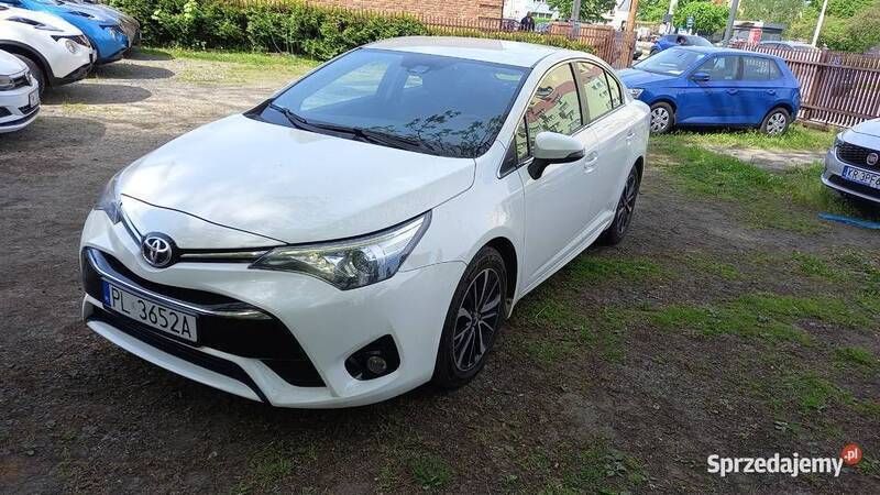 Biały Używany 2018 Toyota Avensis Sedan/Limuzyna | 54 900 zł (Uczciwa cena) - Obraz 1/4