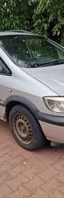 Używany Opel Zafira 101 KM (74 kW) 2000 Srebrny Minivan