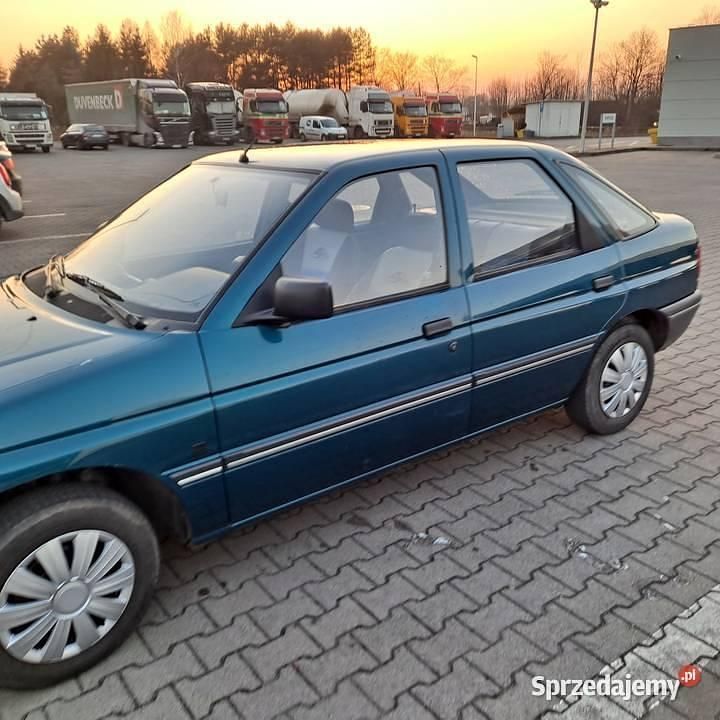Używany 1994 Ford Escort | 2200 zł - Obraz 1/4