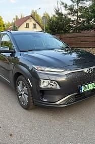 Używany Hyundai Kona 100 kW (136 KM) 2021 Grafitowy SUV