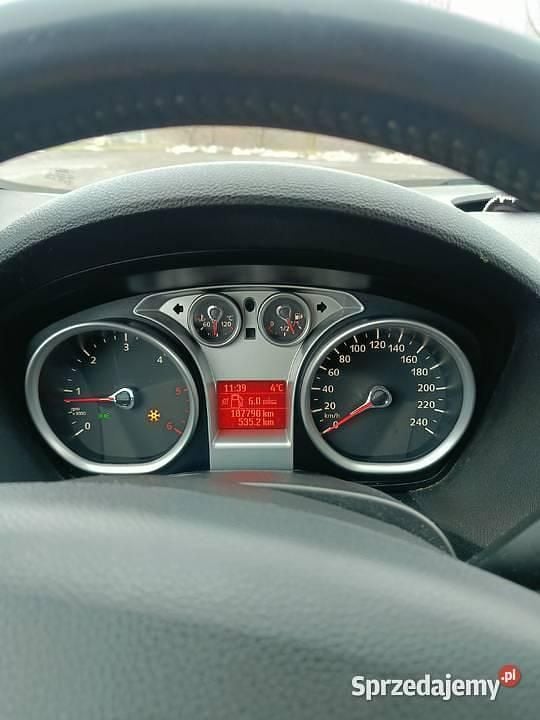 Używany Ford Kuga 140 KM (102 kW) 2011 SUV