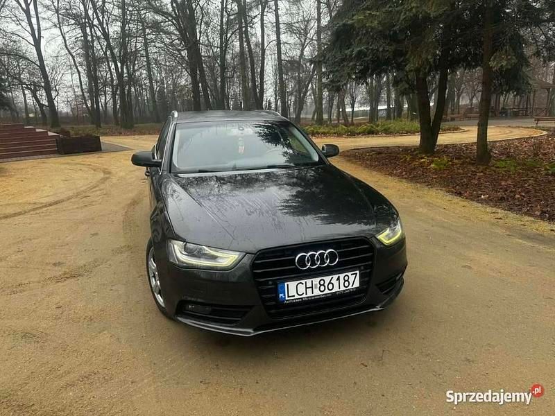 Używany Audi A4 2014 Czarny Kombi