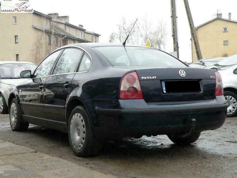 Używany VW Passat 100 KM (73 kW) 2002 Niebieski ciemny (metalik) Sedan/Limuzyna