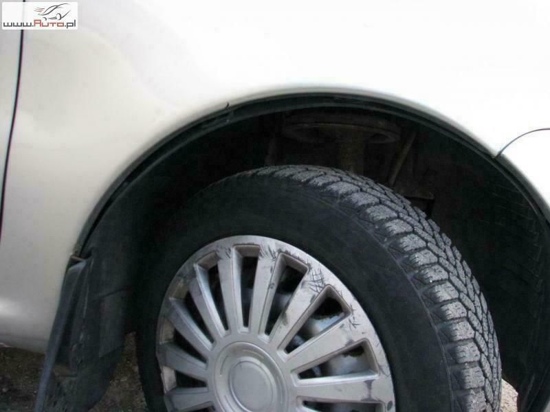 Używany Fiat Seicento 55 KM (40 kW) 2002 Srebrny (metalik) Hatchback