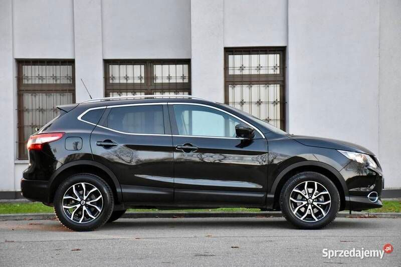 Czarny Używany 2016 Nissan Qashqai SUV | 49 900 zł (Uczciwa cena) - Obraz 1/4