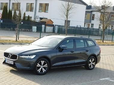 Grafitowy (metalik) Używany 2020 Volvo V60 Kombi | 65 980 zł (Uczciwa cena) - Obraz 1/4