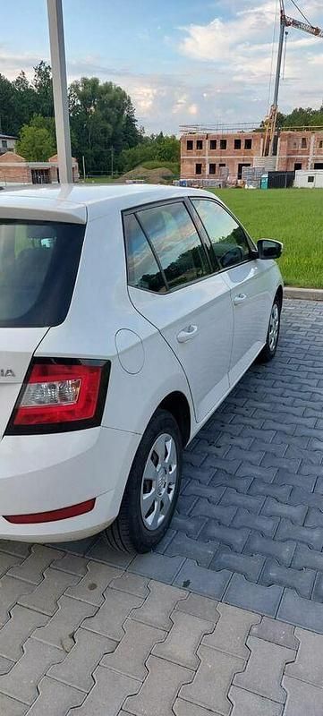 Używany Skoda Fabia 60 KM (44 kW) 2018 Biały Hatchback